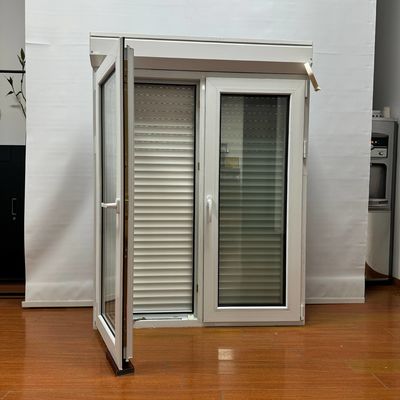 Πλαστικό παράθυρο PVC με πλαστικό κάλυμμα με πλαστικό κάλυμμα