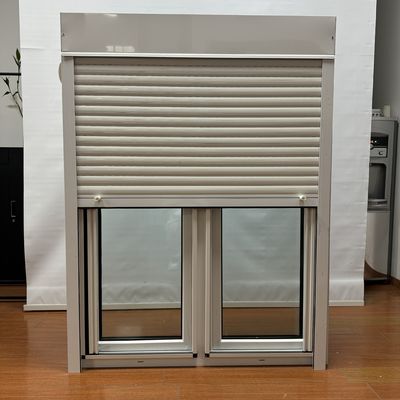 Πλαστικό παράθυρο PVC με πλαστικό κάλυμμα με πλαστικό κάλυμμα